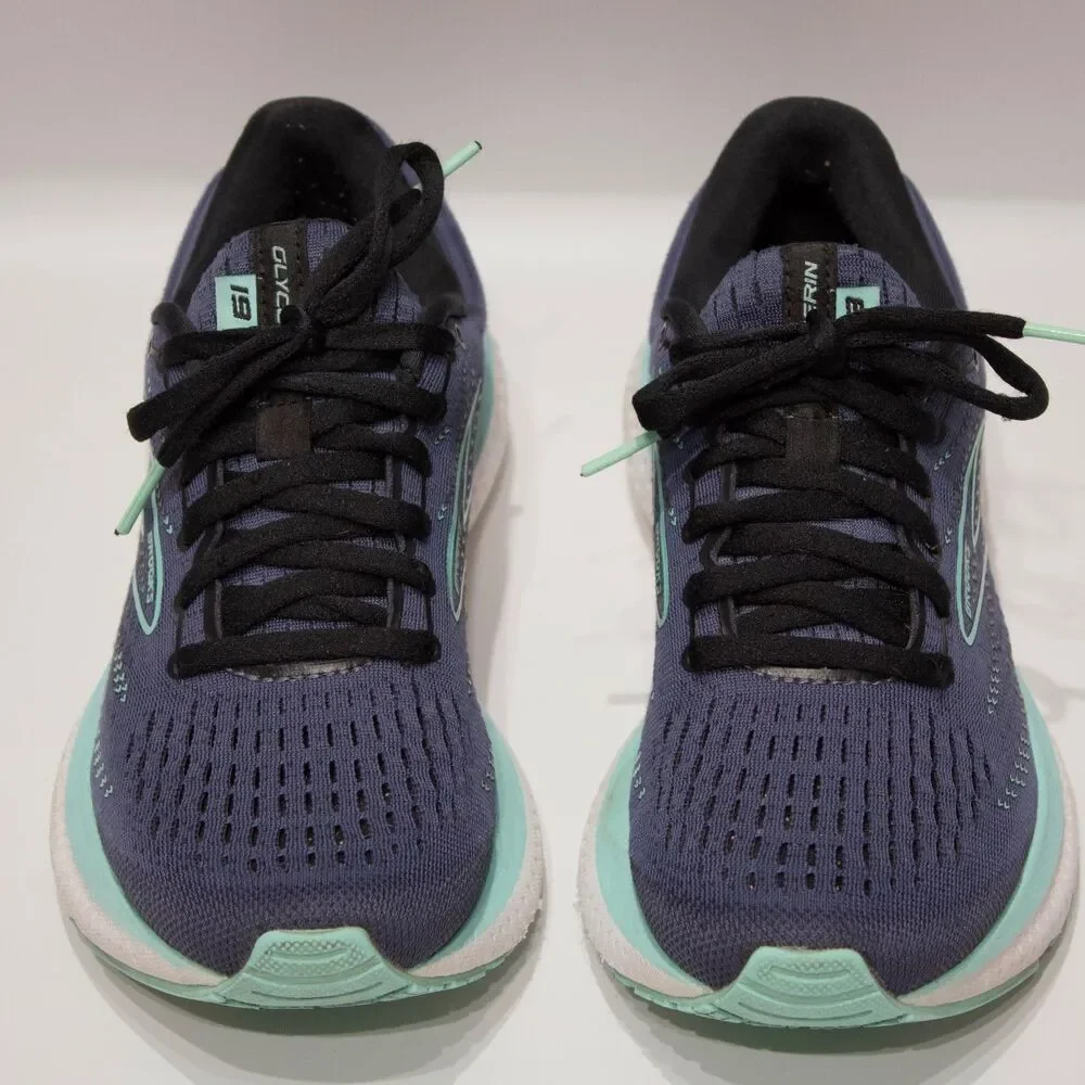 Brooks Glycerin 19 Dark Blue & Teal Women Size 6B - Light Wear